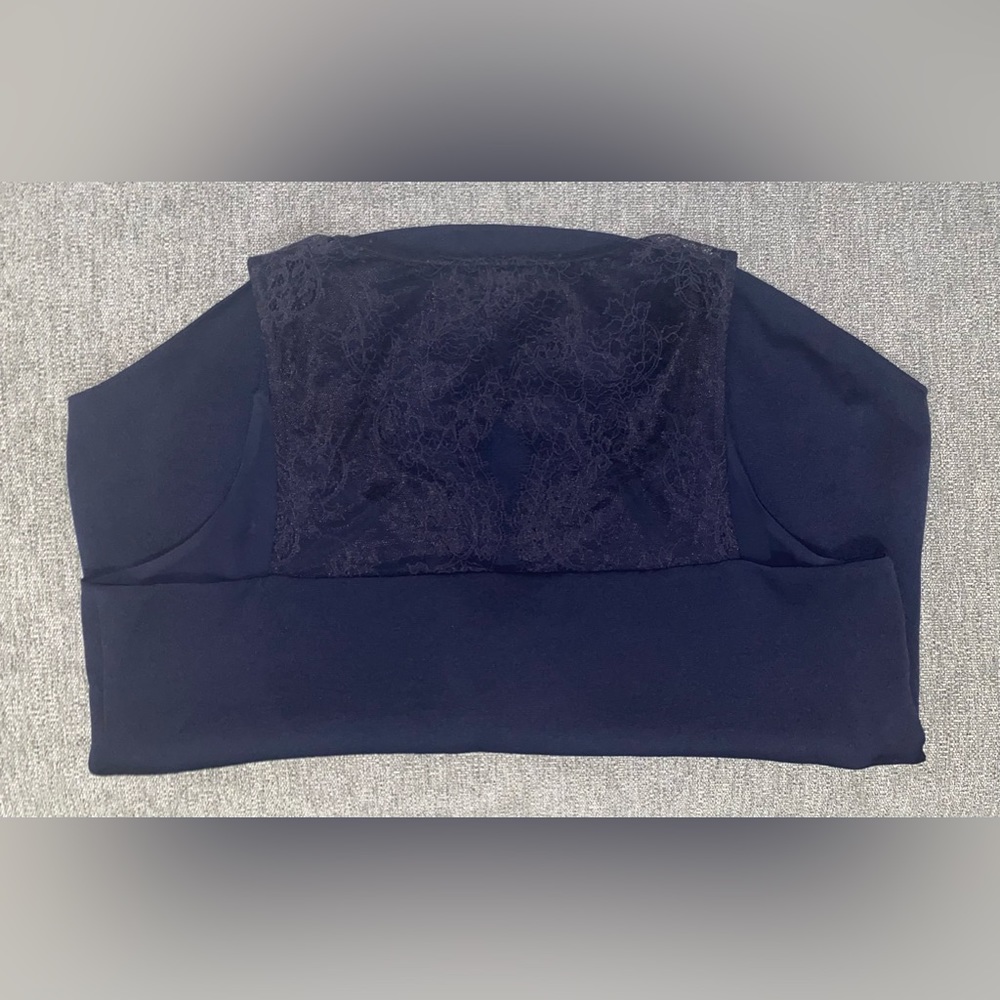 Express - Lace Inset Tank - Picture 6 of 8